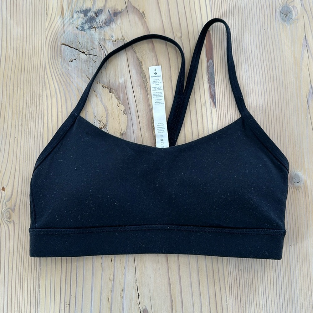 Lululemon Flow Y Bra Nulu Light Support (Size 4), Black